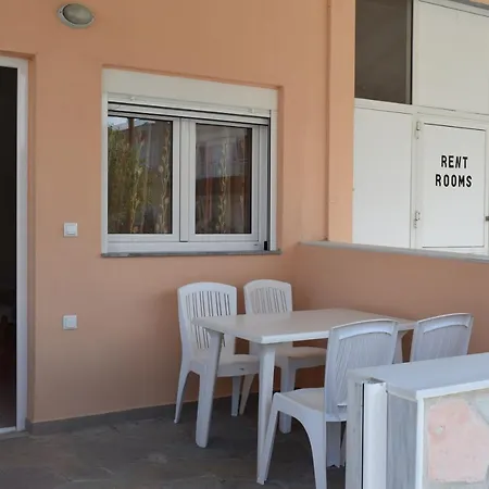 Apart Otel Lafazanis Vrasná