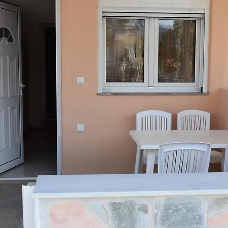 Lejlighedshotel Lafazanis Vrasná